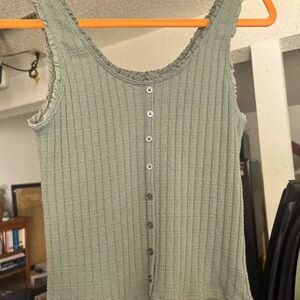 Women’s American Eagle crop green knit tank